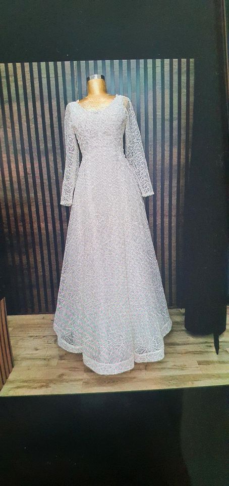 Brautkleid Größe 38/40 in Duisburg