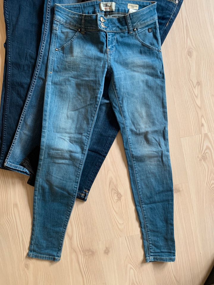 Jeans Hosen XS S 34 36 LTB S.Oliver Only Buffalo Promod in Wendeburg