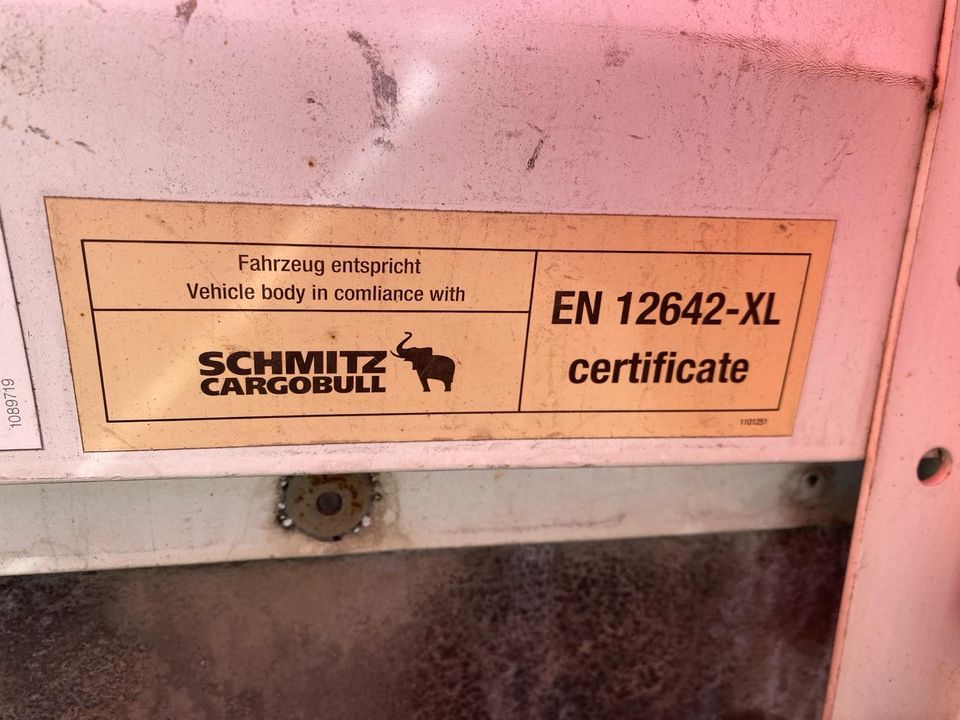 Schmitz Cargobull  3-Achs Koffer SKO 24 Doppelstock Liftachse in Empfingen