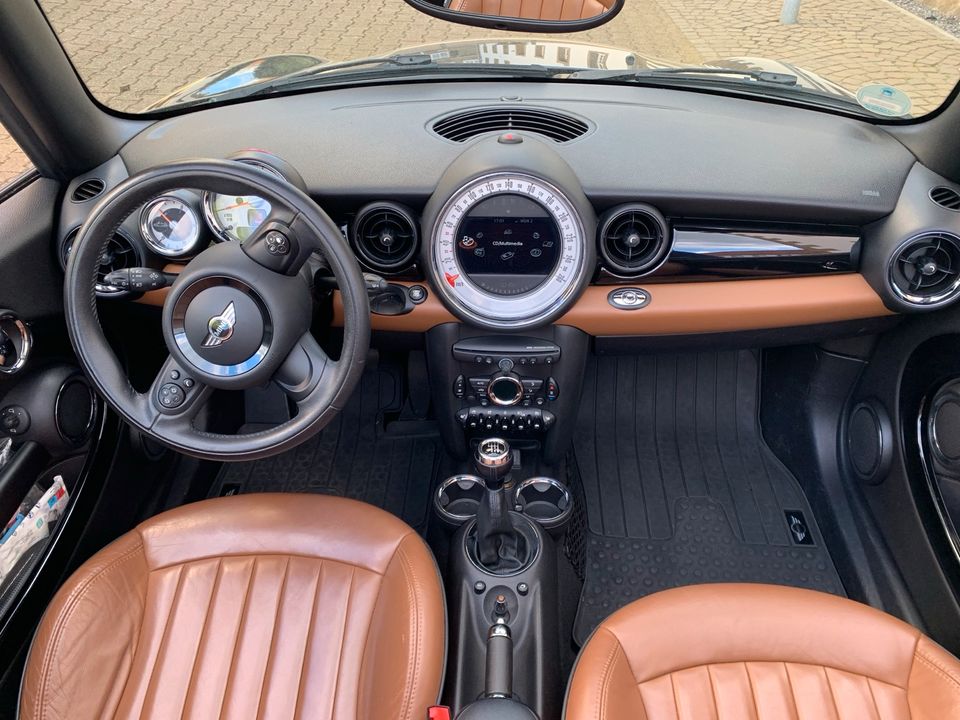 Mini Cooper D Cabriolet in Hopsten