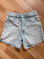 Zara Jeans Shorts Größe 34 / XS in hellblauer Denim Waschung Bayern - Würzburg Vorschau