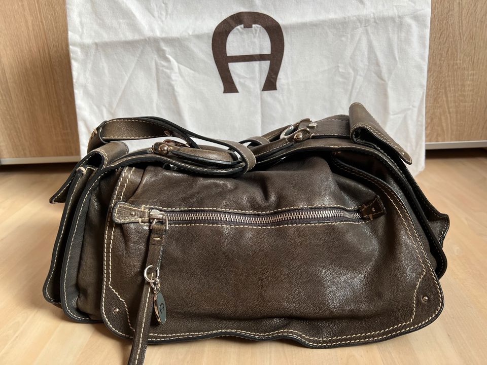 Aigner Tasche Leder in Sankt Augustin