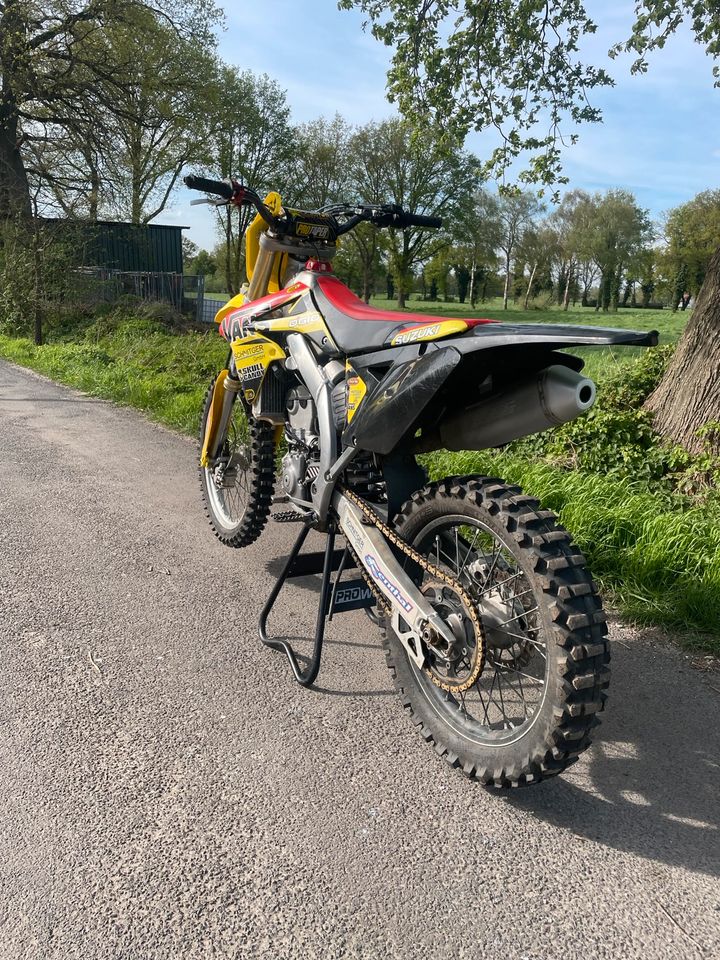 Suzuki rmz 250 bj 2010 Tausch Simson möglich in Gladbeck