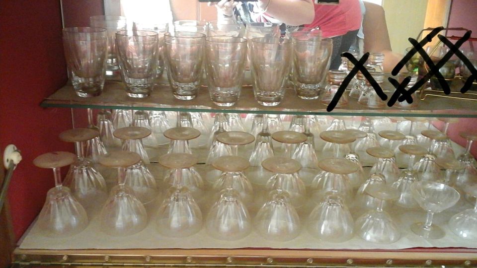 Gläser graviert und geschliffen Vintage 35 Stück ALT in Gauting