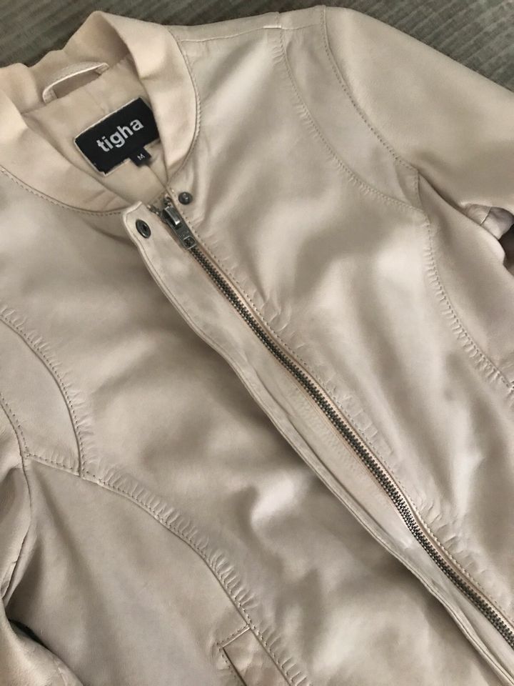 Lederjacke Tigha Damen Größe M in beige in Nürnberg (Mittelfr)