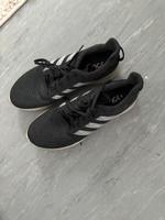 Adidas Schuhe für Frauen von Adidas Gr 41 1/3 Schleswig-Holstein - Lübeck Vorschau