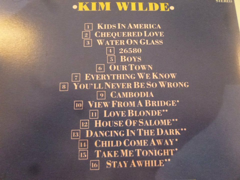 CD "The Very Best Of Kim Wilde" mit "Kids In America" in Enger