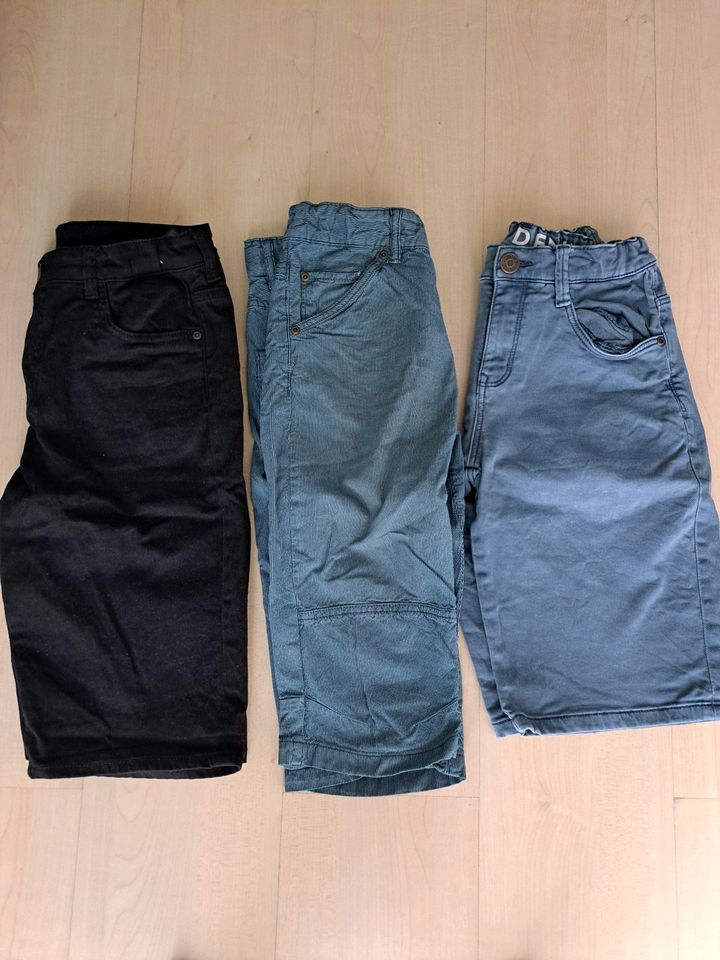 Paket Shorts und Caprihose 152 H&M in Bad Rappenau