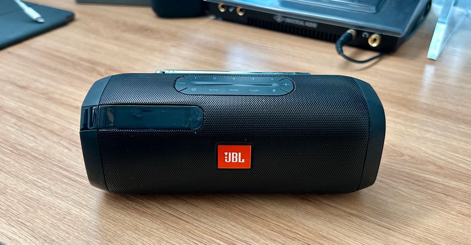 JBL Tuner - Bluetooth Lautsprecher - Radio in Berlin