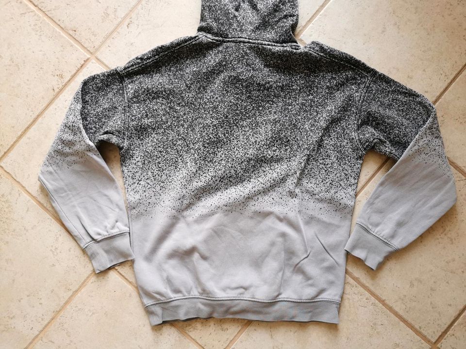 Kapuzen Pullover Hoodie grau H&M wNEU in Gr. 146 152 für 7,50€ in Frohburg