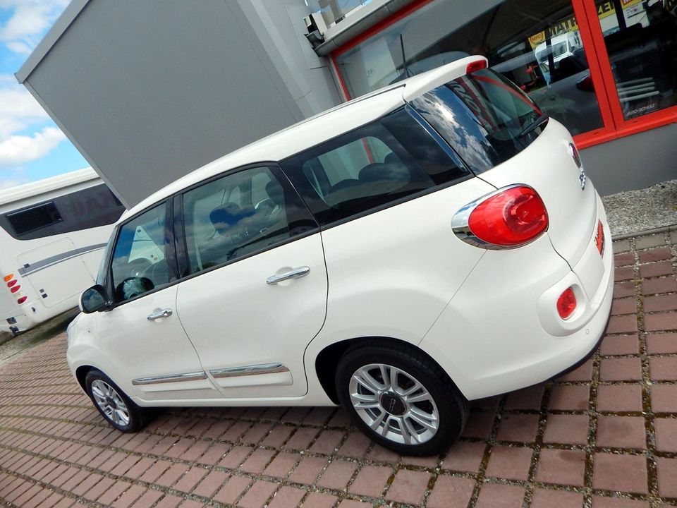 Fiat 500L Wagon Lounge NAVI DAB SITZHEIZUNG in Pirna