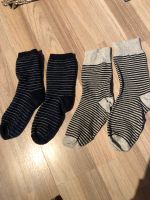 Damen Socken mit Streifen Gr.39-42 Grau und schwarz Niedersachsen - Sachsenhagen Vorschau