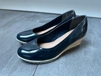 Tamaris Keilabsatz Pumps Slipper Lack blau 39 Bayern - Schwebheim Vorschau