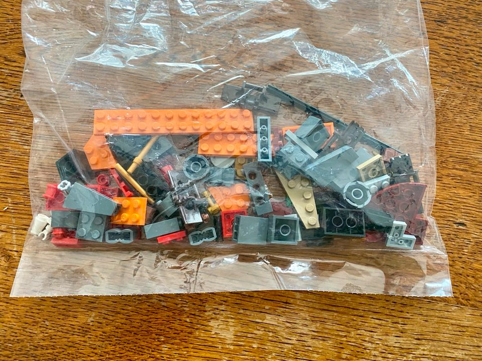 Lego Ninjago Set 70753 Lava Falls Lavafälle komplett in Neuhäusel