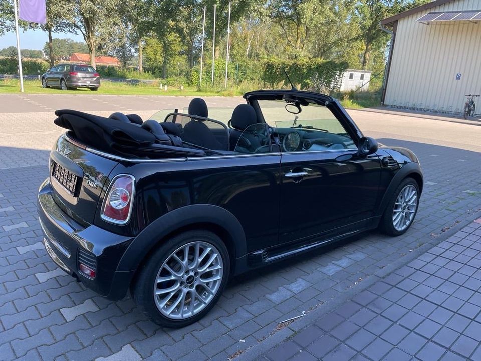 Mini One Cabrio - John Cooper Works JCW in Ahaus