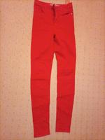 Zara Jeans  rot gr 34 wie neu Nordrhein-Westfalen - Brilon Vorschau
