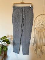Schlupfhose, schwarz/weiss, 38 *top* München - Moosach Vorschau
