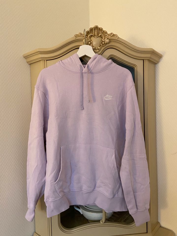 Nike Hoodie flieder in Obervieland - Kattenesch | eBay Kleinanzeigen ist  jetzt Kleinanzeigen