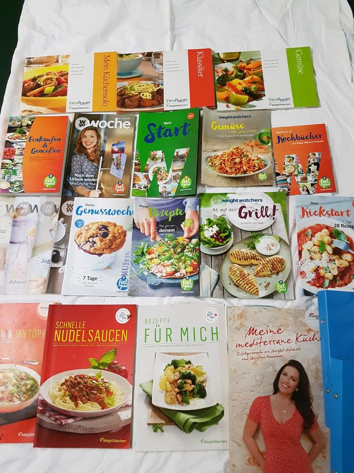 Bücher Buch Weight Watchers Hefte Diät Infos in Norderstedt