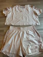 Adidas Set mit cropped top 46-48 Nordrhein-Westfalen - Wesseling Vorschau