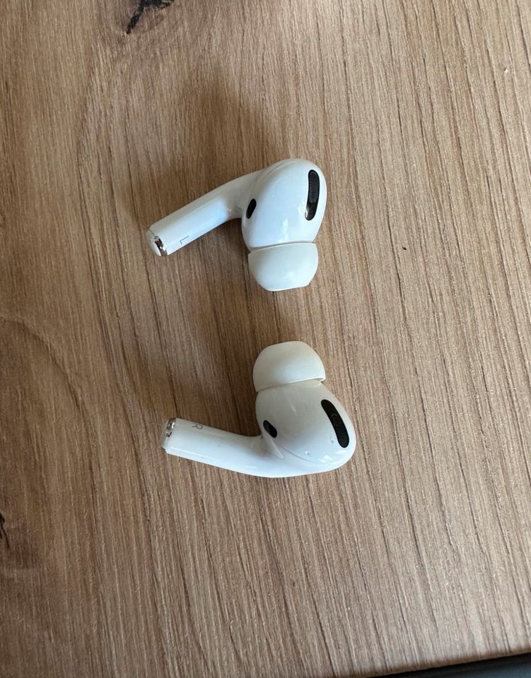 Apple AirPods Pro in Hamburg