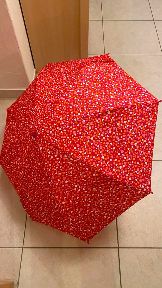 Esprit Knips / Regenschirm pink mit Herzen in Coburg