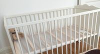 Hansvik Babybett und Träumeland-Matratze und Nestchen Frankfurt am Main - Bockenheim Vorschau