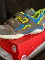 Superfit sneaker Leder Größe 32 Nordrhein-Westfalen - Düren Vorschau