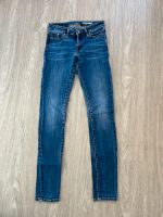 Jeans Gr. 26/32 EDC neuwertig Niedersachsen - Oldenburg Vorschau