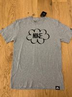 Nike T-Shirt Gr.  M neu mit Etikett Hessen - Nauheim Vorschau