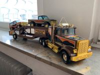 Nylint Bandag Truck mit Jeep und Pickup 1/18 Blech made in USA Nordrhein-Westfalen - Mönchengladbach Vorschau