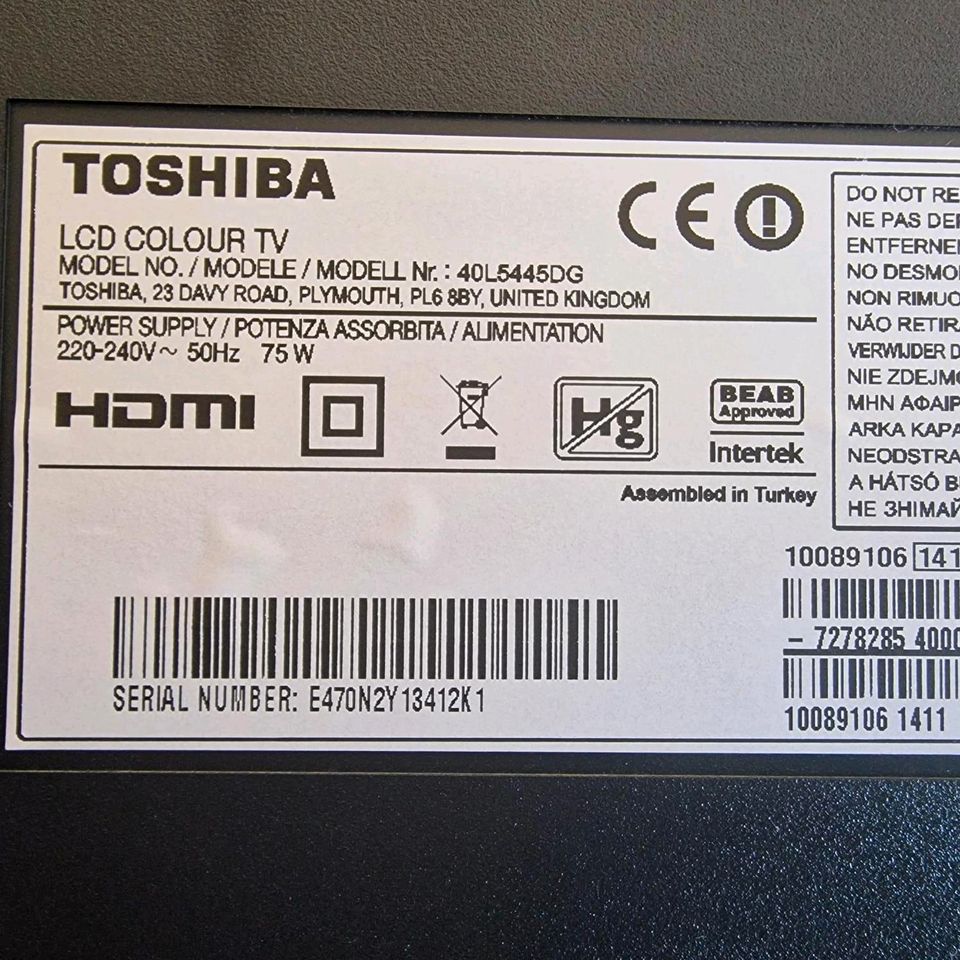 Fernseher Toshiba 3D TV 40L5445DG in Drolshagen