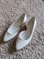 Hochzeit Standesamt weiße Ballerinas Schuhe weiß Größe 38 Bayern - Bischberg Vorschau