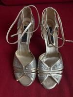 Tanzschuhe Werner Kern "Donna" gold gr. 7,5 Frankfurt am Main - Bergen-Enkheim Vorschau