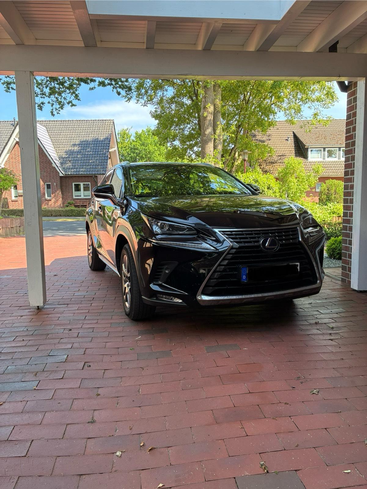 Abbildung des Autos Lexus NX 300 *92000km* f…
