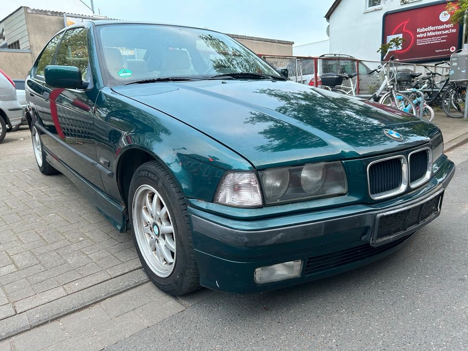 BMW 316i Compact e36 Automatik Leder in Hannover