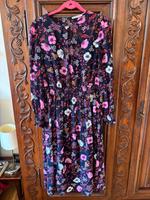 Jake*s Kleid schwarz pink blumen muster maxikleid P&C Düsseldorf - Eller Vorschau