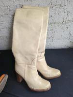 italienische weiße Lederstiefel gr 38,5 München - Laim Vorschau