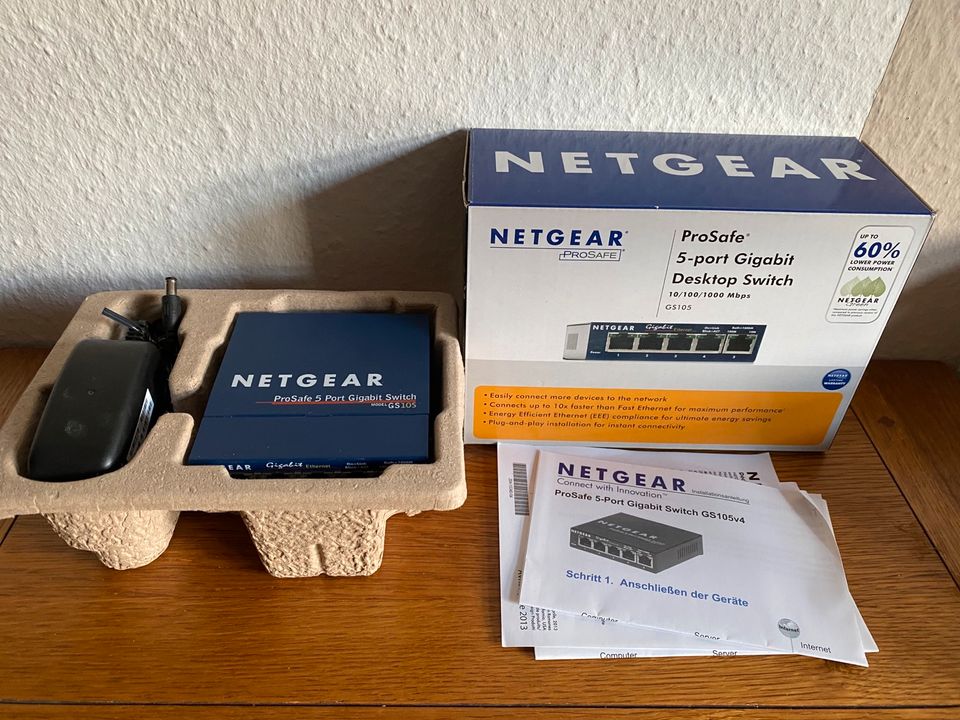 2 x Netgear 5-port Switch GS105 in Gebesee