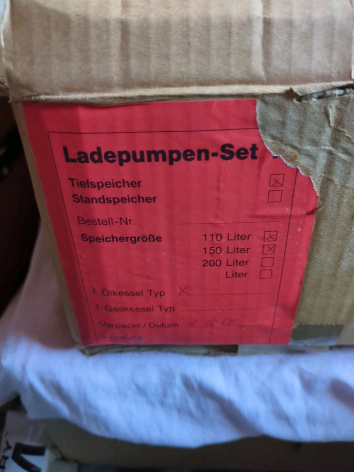 Ladepumpen - Set inklusive drehbarem Anschlussstück in Lübeck