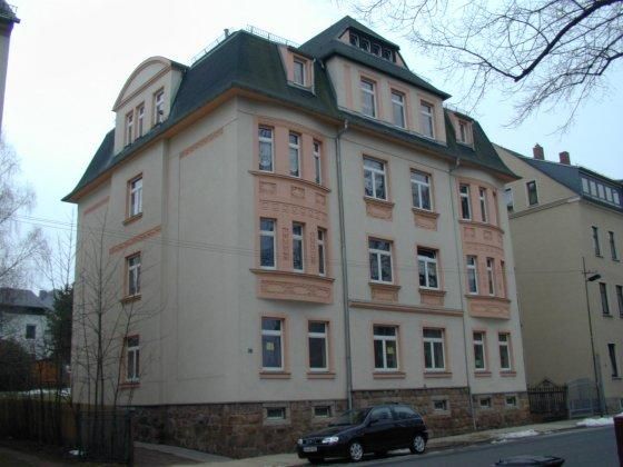 Schöne 3-Zimmer Wohnung im 1.OG in Haus mit großem Garten in Limbach-Oberfrohna