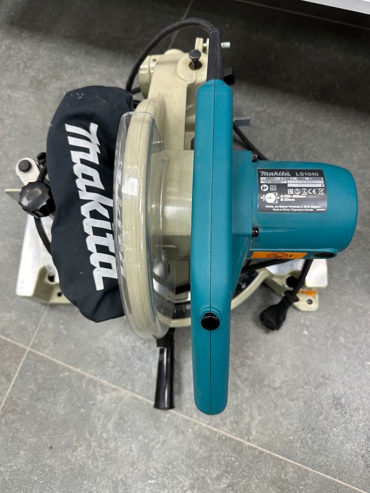 MAKITA LS1040N 230V Kappsäge 255 mm in Herten