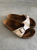 Birkenstock Sandalen Gr. 36 beige mit Schimmer Nordrhein-Westfalen - Hamminkeln Vorschau