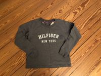 Tommy Hilfiger Pullover grau Gr. M oversized Hamburg-Nord - Hamburg Eppendorf Vorschau