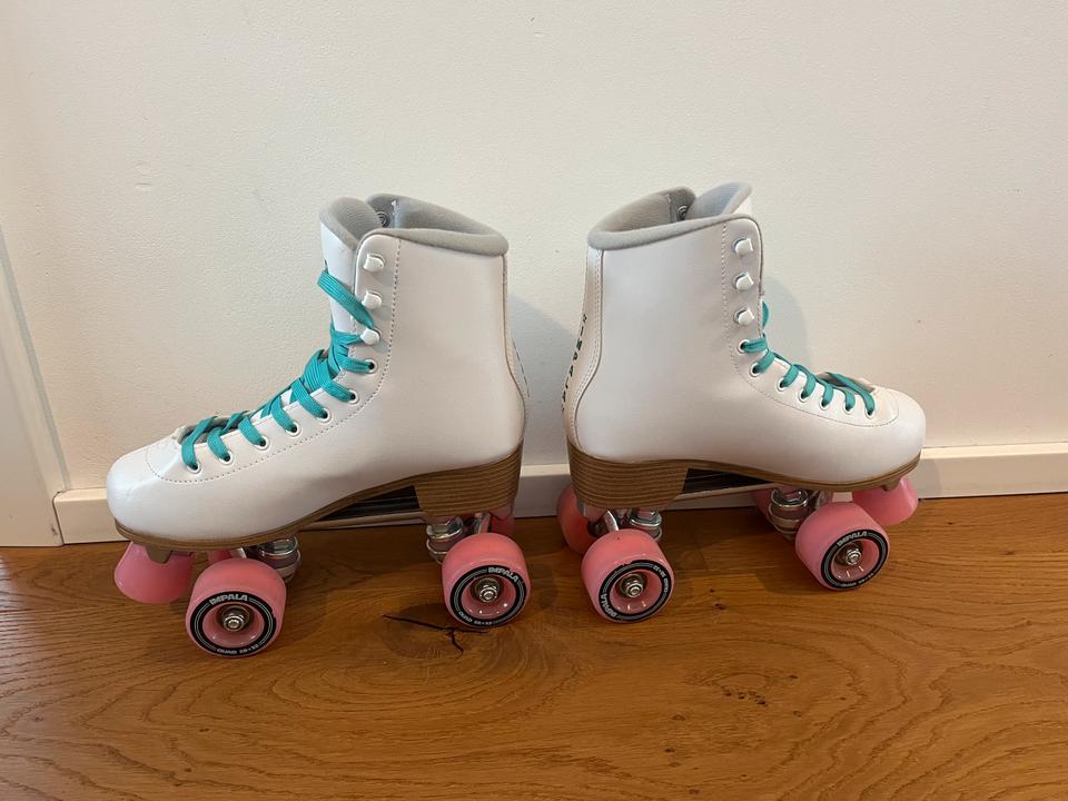 neuwertig Impala Rollschuhe Rollerskates Größe 40 / 7 weiß in Hamburg