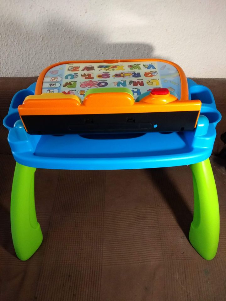 VTECH Magischer Schreibtisch 3-in-1 Spielen, Lernen, Malen in Frankfurt (Oder)