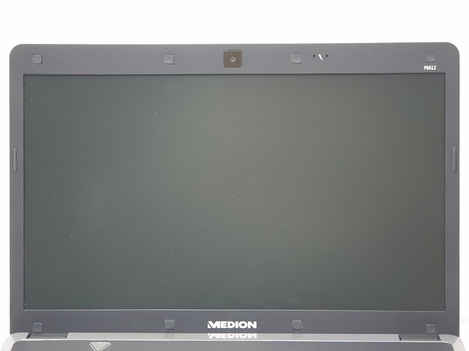 Medion Akoya Notebook 500GB HDD 4GB Laptop Windows 7 Pro 15,6" in Fellbach