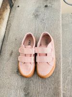 Kinder Sneaker aus Canvas in rosa Gr.28 München - Au-Haidhausen Vorschau