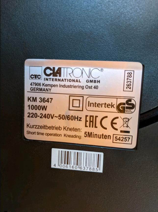 Knetmaschine 1000W Küchenmaschine Clatronic KM3647 Backen in Hetzerath (Mosel)