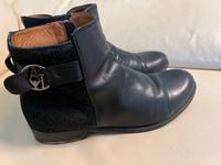 Armani Stiefeletten aus Leder Gr 40 Düsseldorf - Eller Vorschau